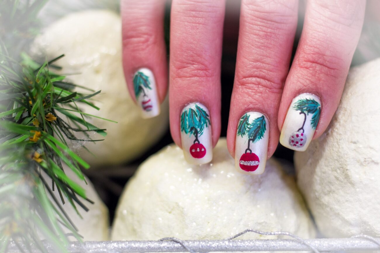 Christmas Nail Decoration