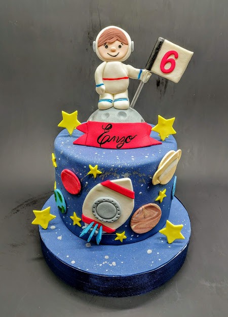 Bolo Decorado Astronauta