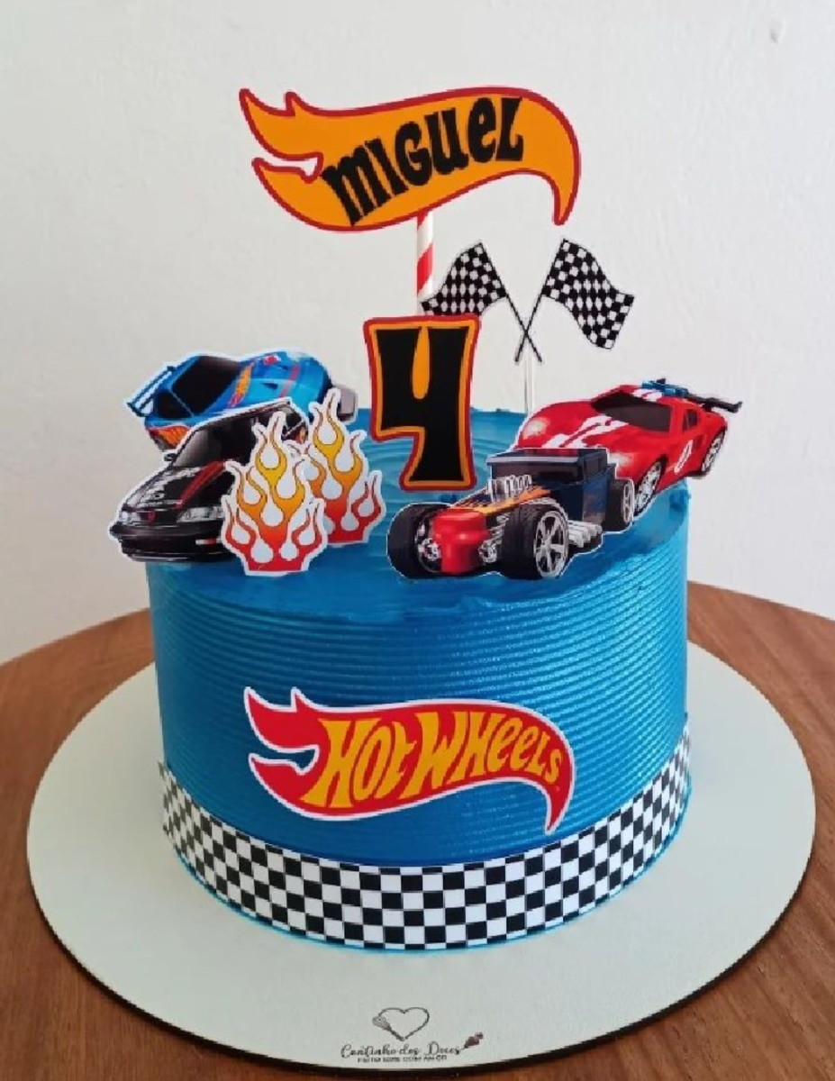 bolo-decorado-hot-wheels