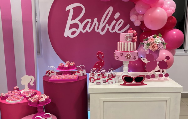 como-fazer-decoracao-da-barbie