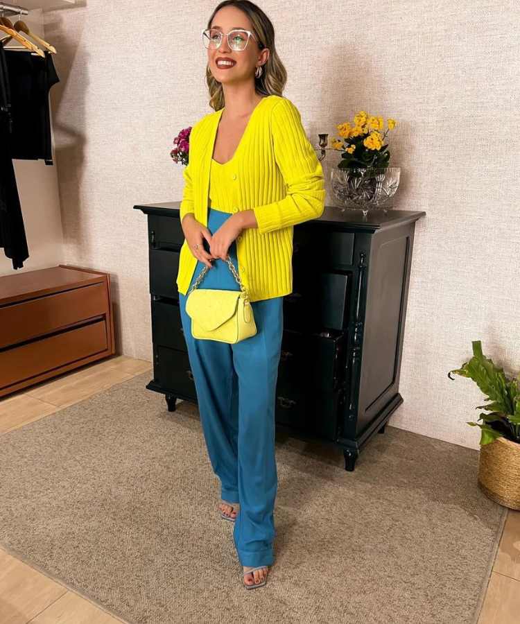 look-azul-e-amarelo