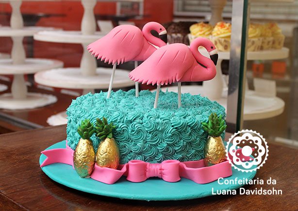 Bolo Decorado Flamingo