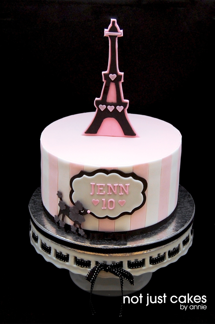 Paris decorated cake