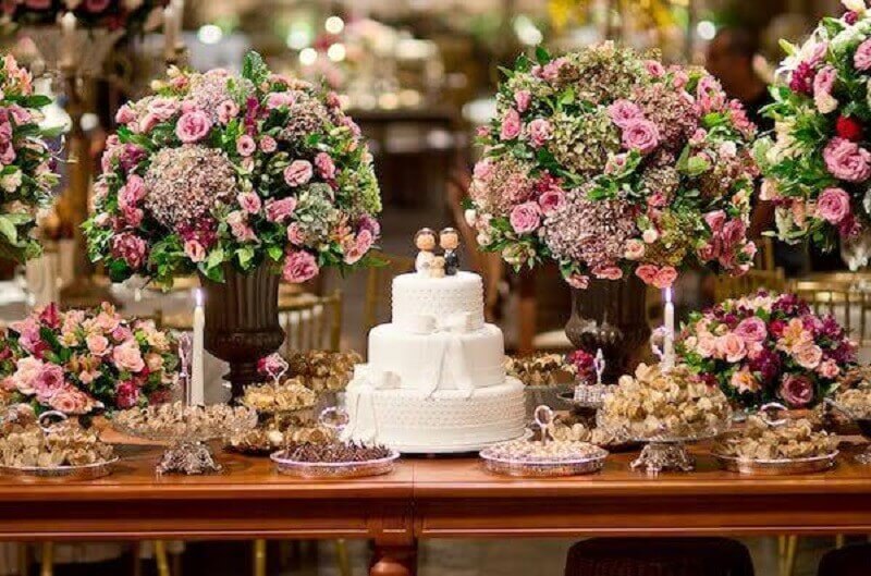 Modelos de Ideias Enfeites De Mesa Casamento