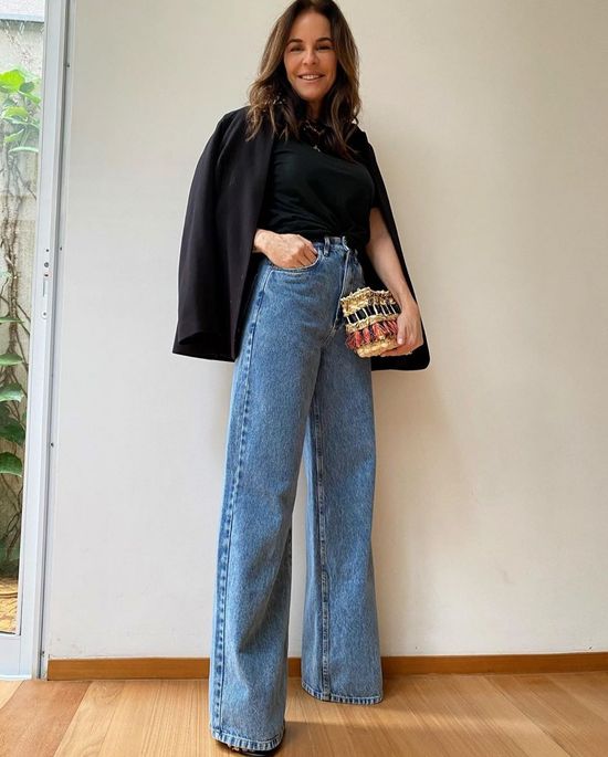 Look com Calca Wide Leg Feminina