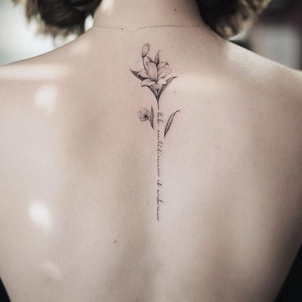 tatuagem pequena feminina