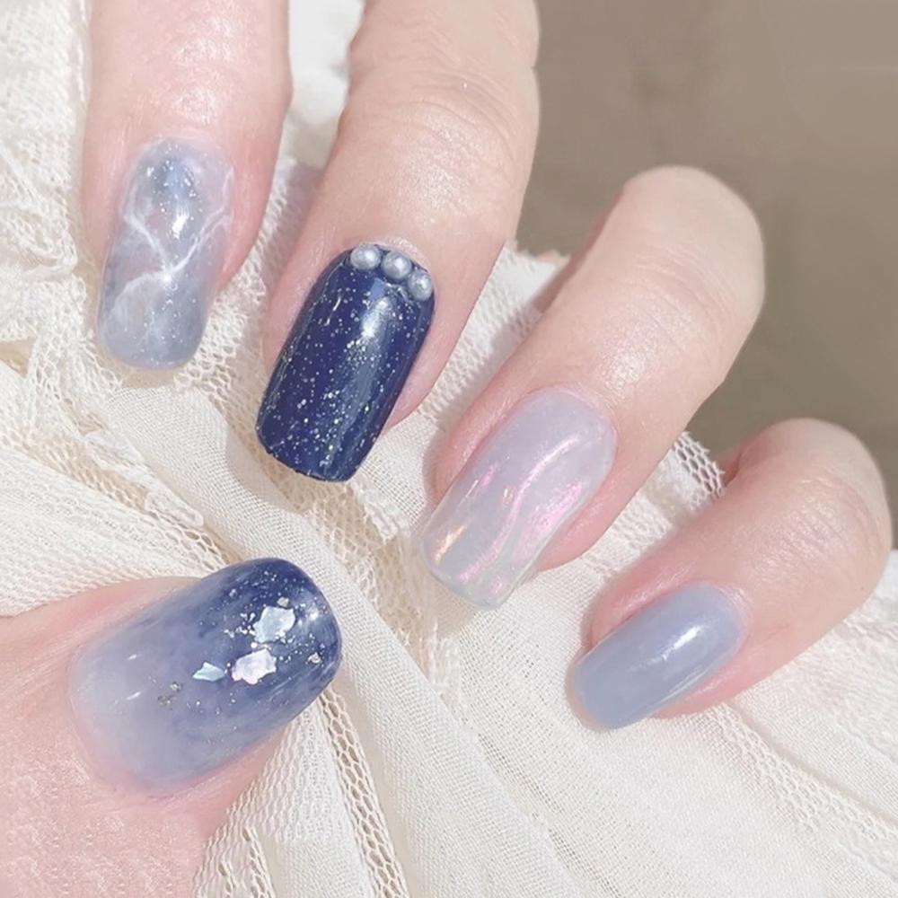 Moon Decorated Nail