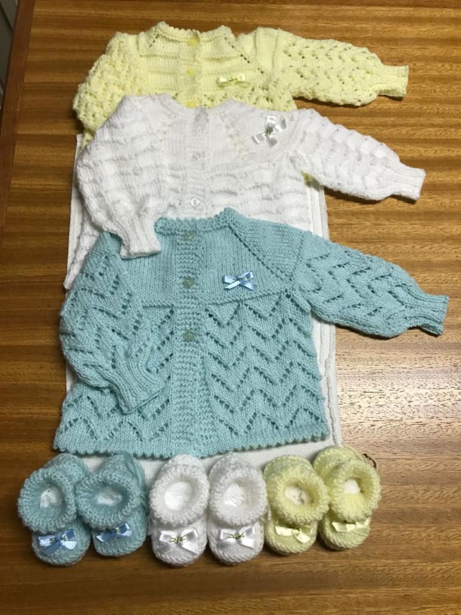 Modelos de Casaquinho De Bebe Em Trico