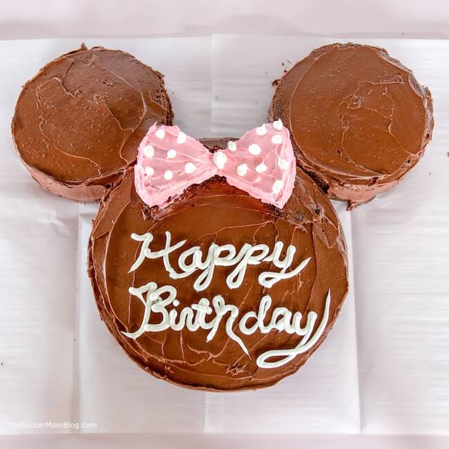 Minnie Decorated Cake