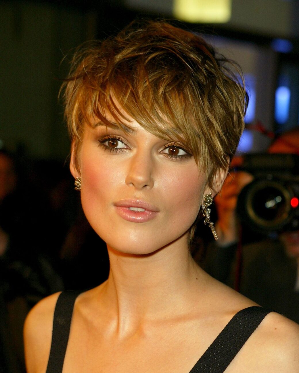 Celebrities with Short Haircuts