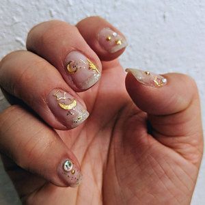 Moon Decorated Nail