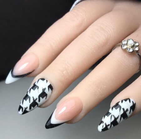 Black and White Decorated Nail