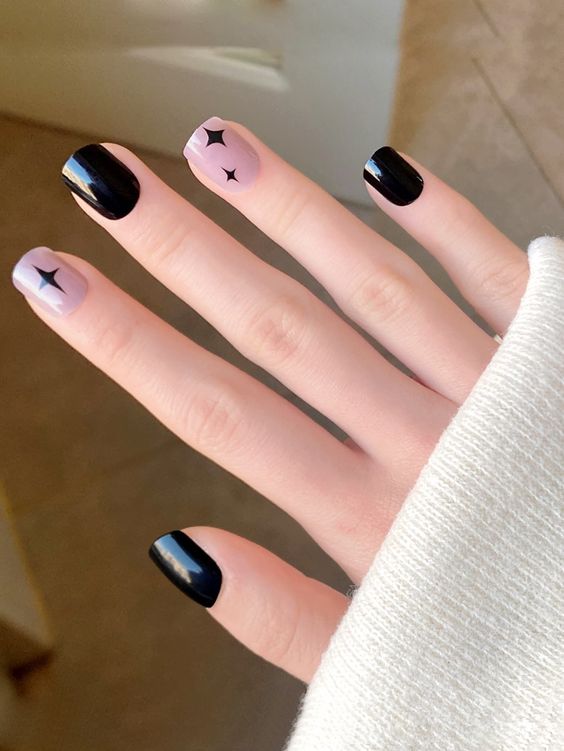 unhas-decoradas-bege-e-preto