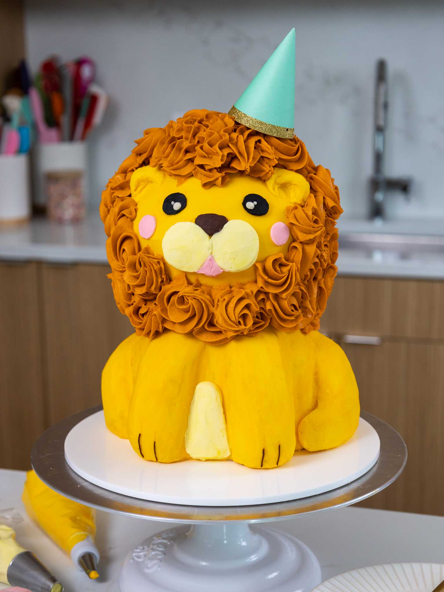 Lion Decorated Cake