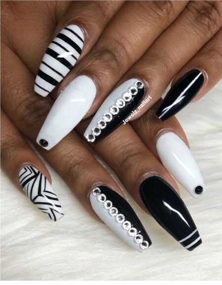 Black and White Decorated Nail