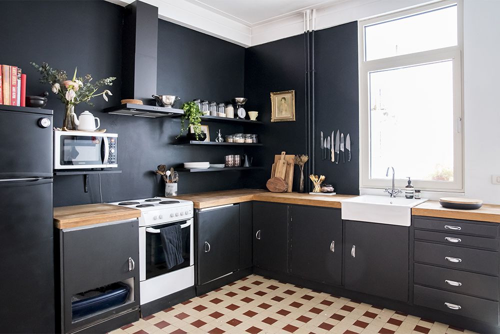 Black Kitchen Decoration