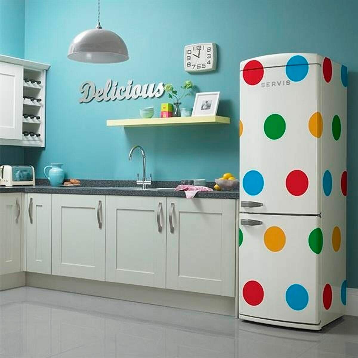 Decoração de Geladeiras Coloridas