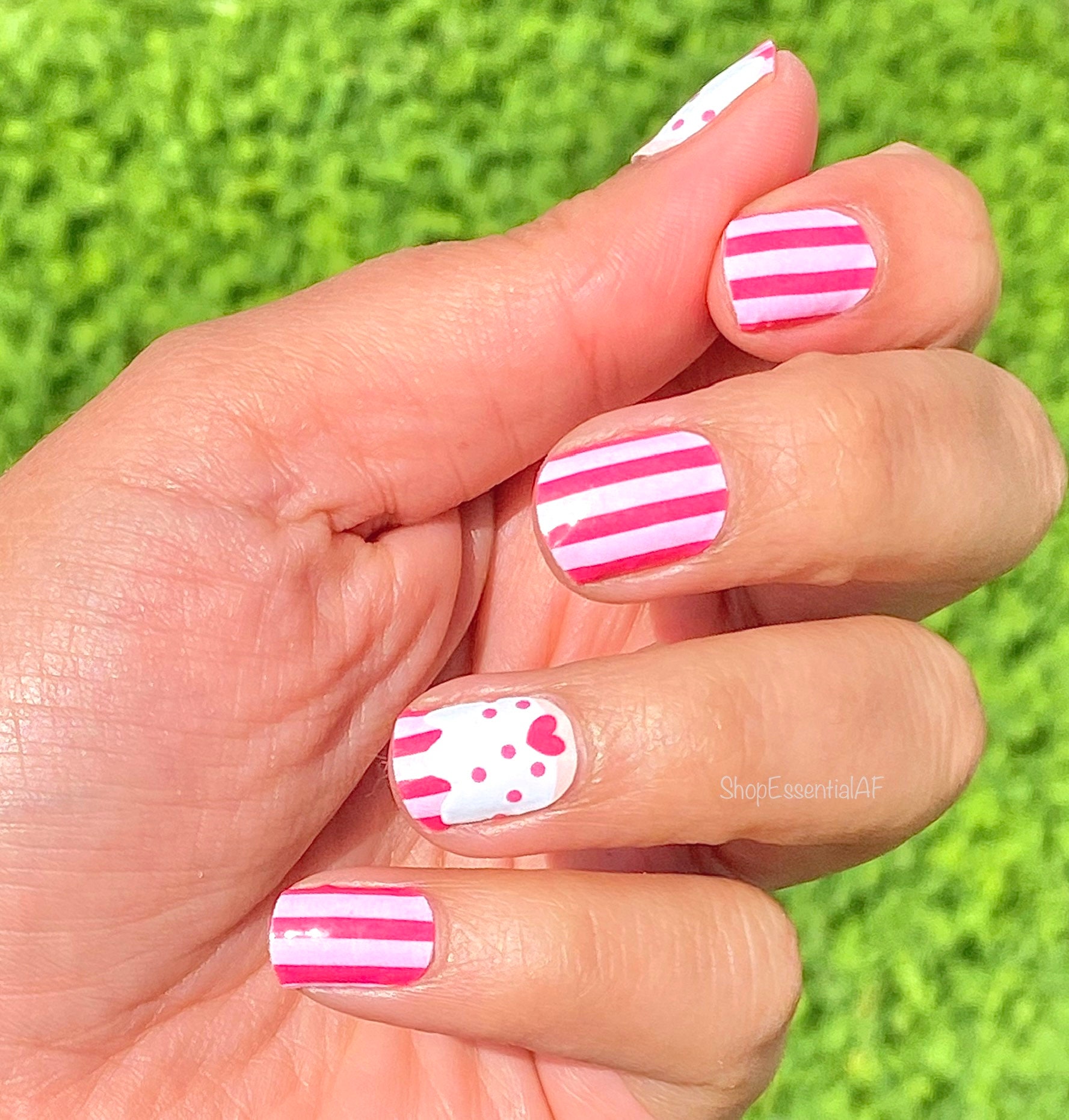 Cupcake Decorated Nail