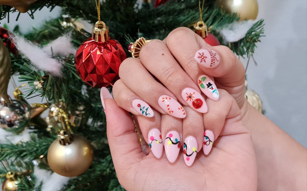 Christmas Nail Decoration