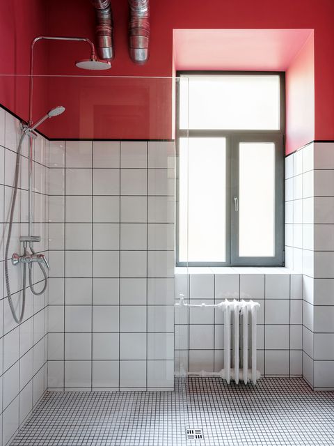 Simple bathroom