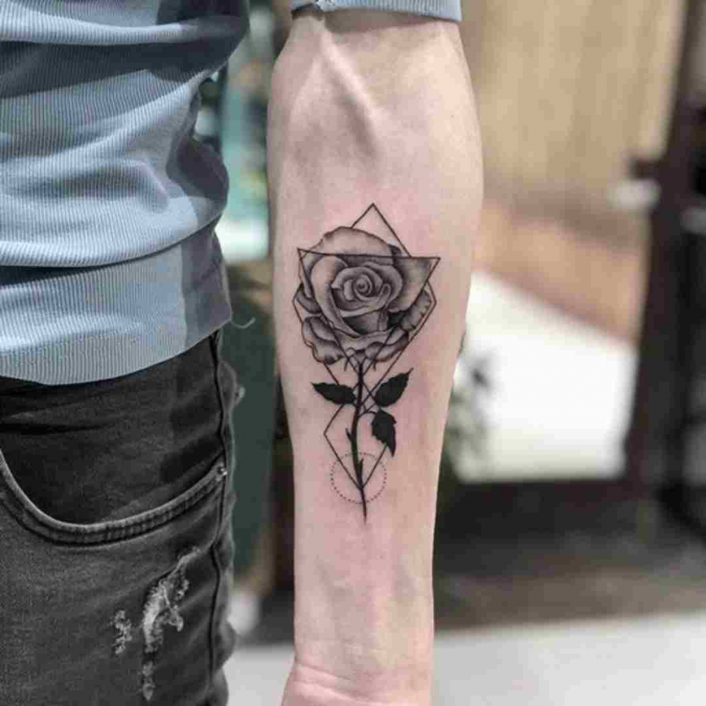 rose tattoo