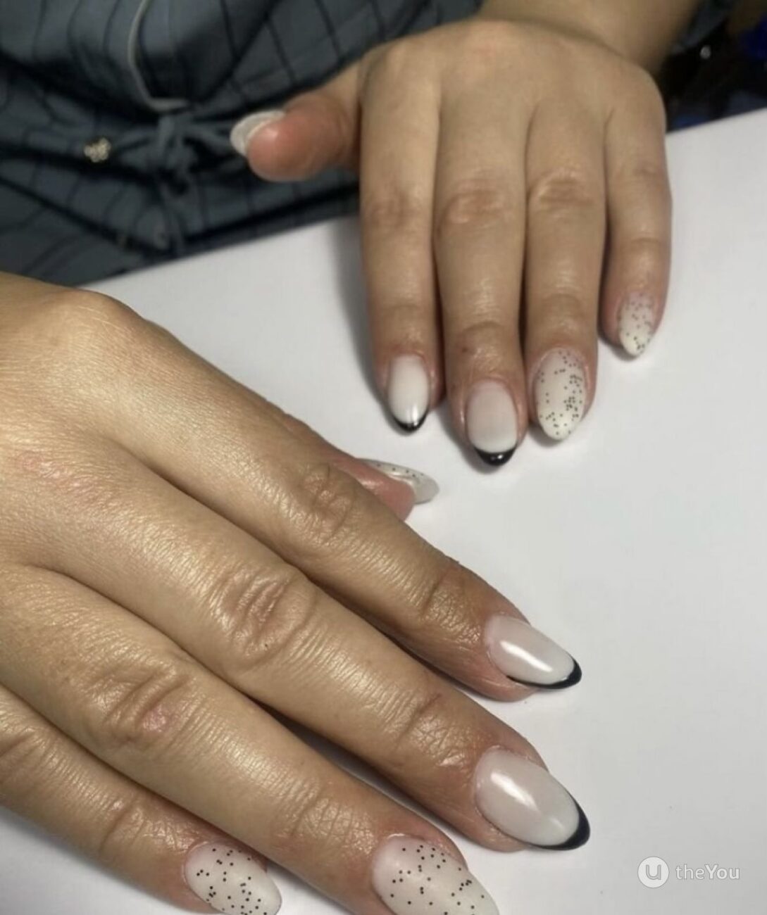 unhas-decoradas-bege-e-preto