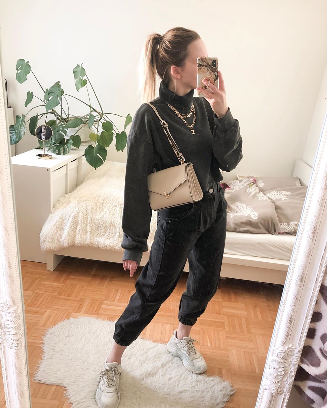 Fashion Look with chunky sneakers