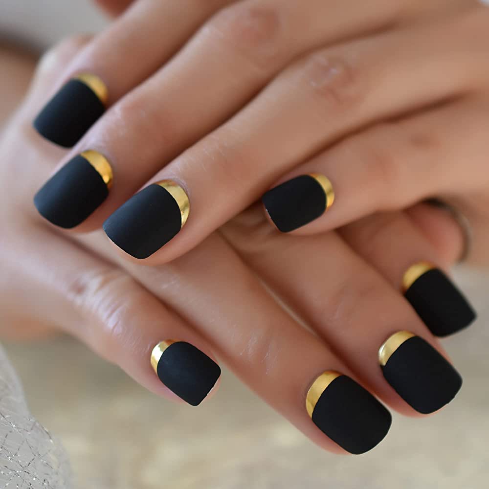 Black Decorated Nail