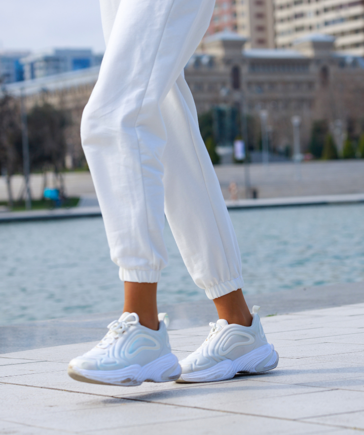 look-azul-e-branco