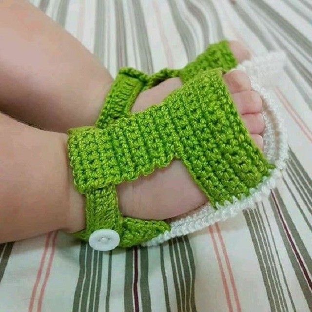 Modelos de Sandalinha De Croche Para Bebe