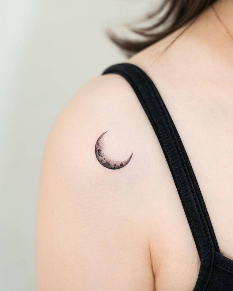 moon tattoo