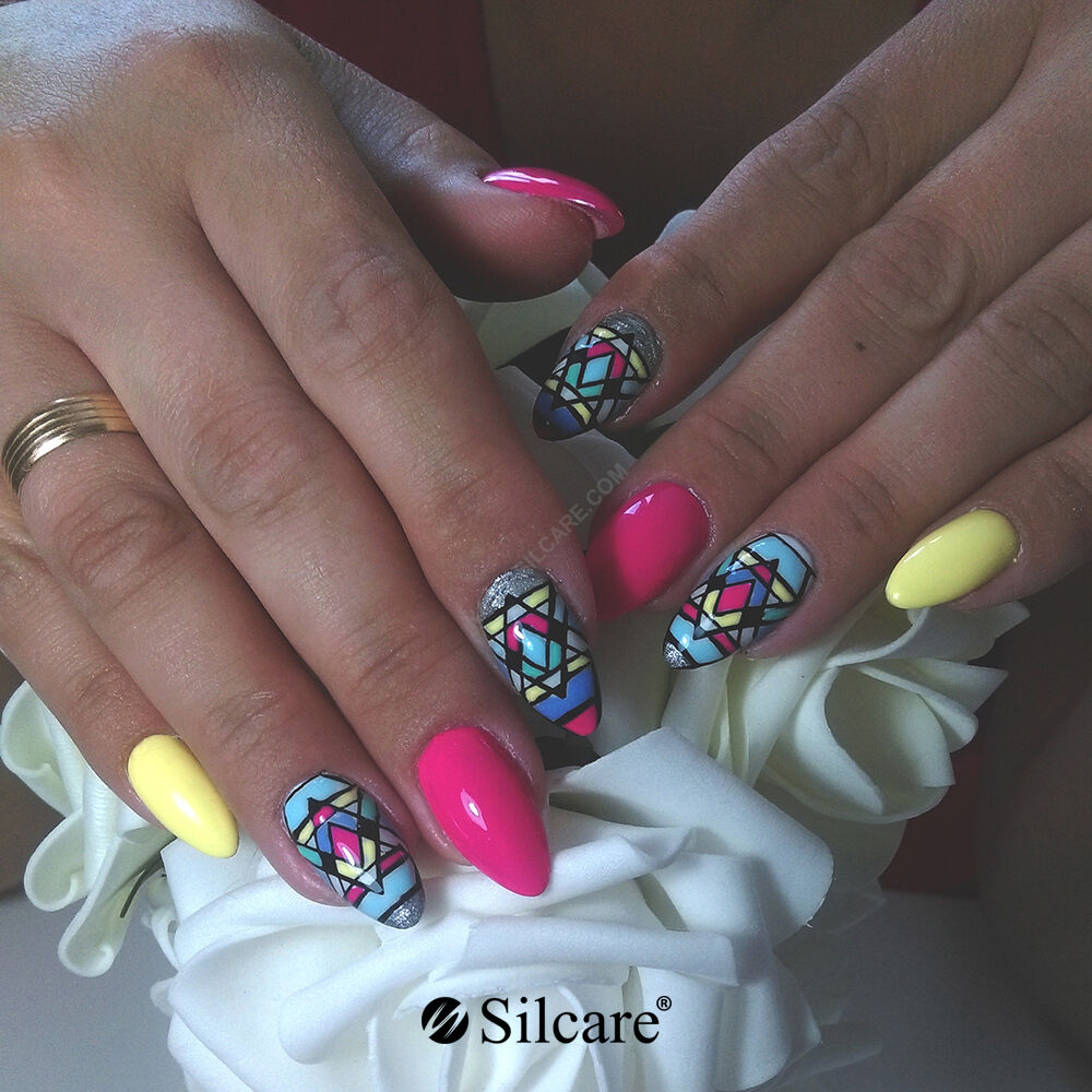 Ethnic Decorated Nail