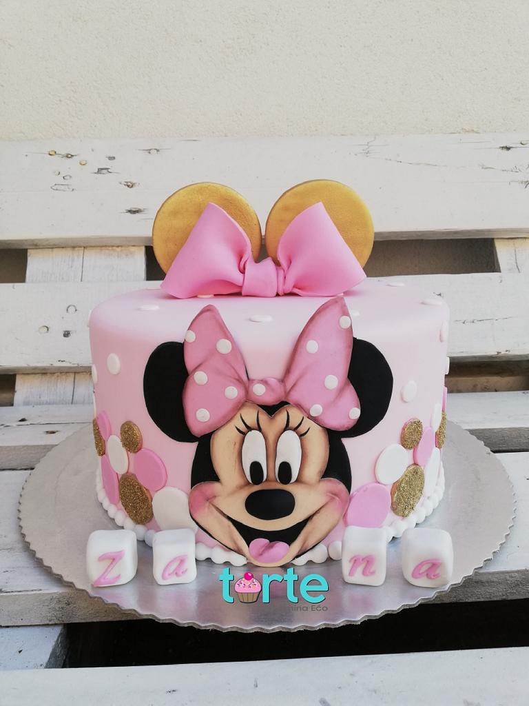 Minnie Decorated Cake