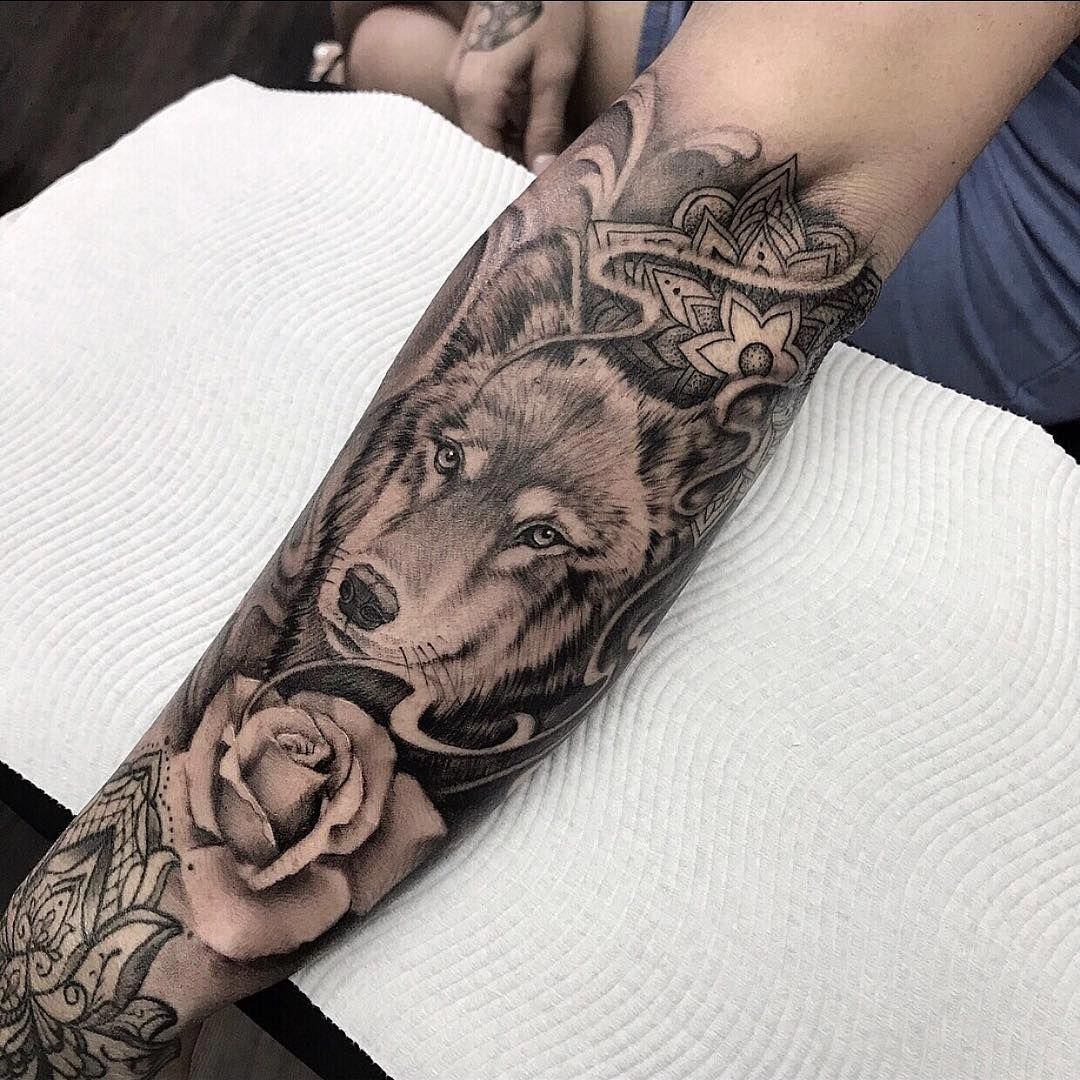 wolf tattoo