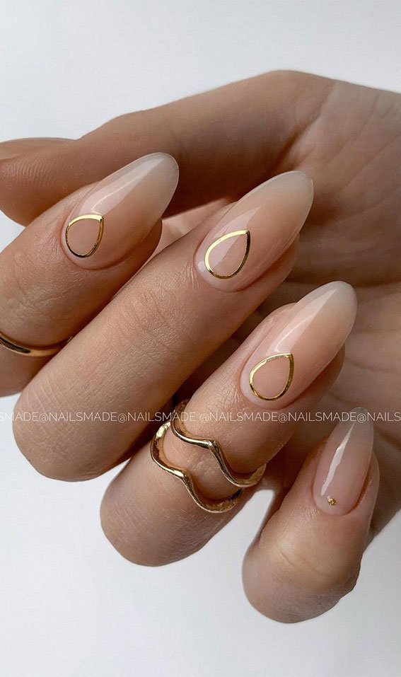 Elegant Decorated Nail