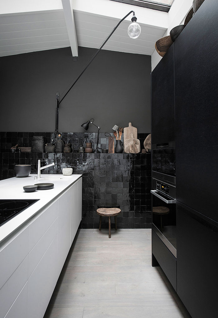 Black Kitchen Decoration