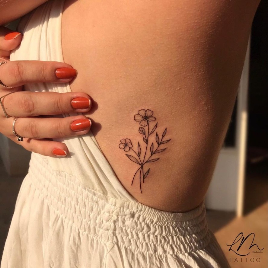 tatuagem feminina pequena