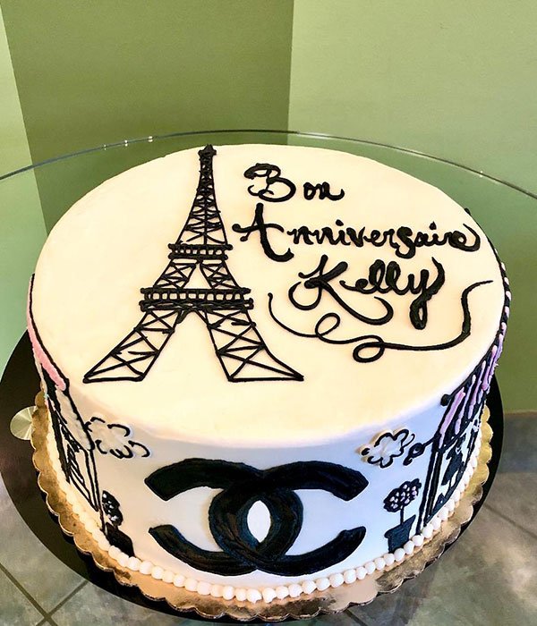 Paris decorated cake