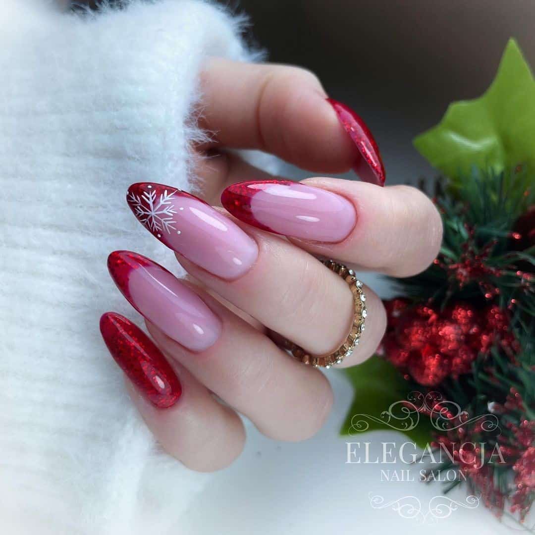 Elegant Decorated Nail