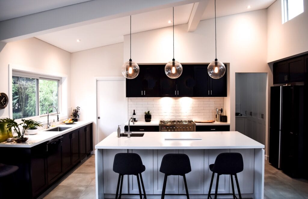 Black Kitchen Decoration