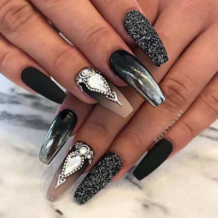 Black and White Decorated Nail