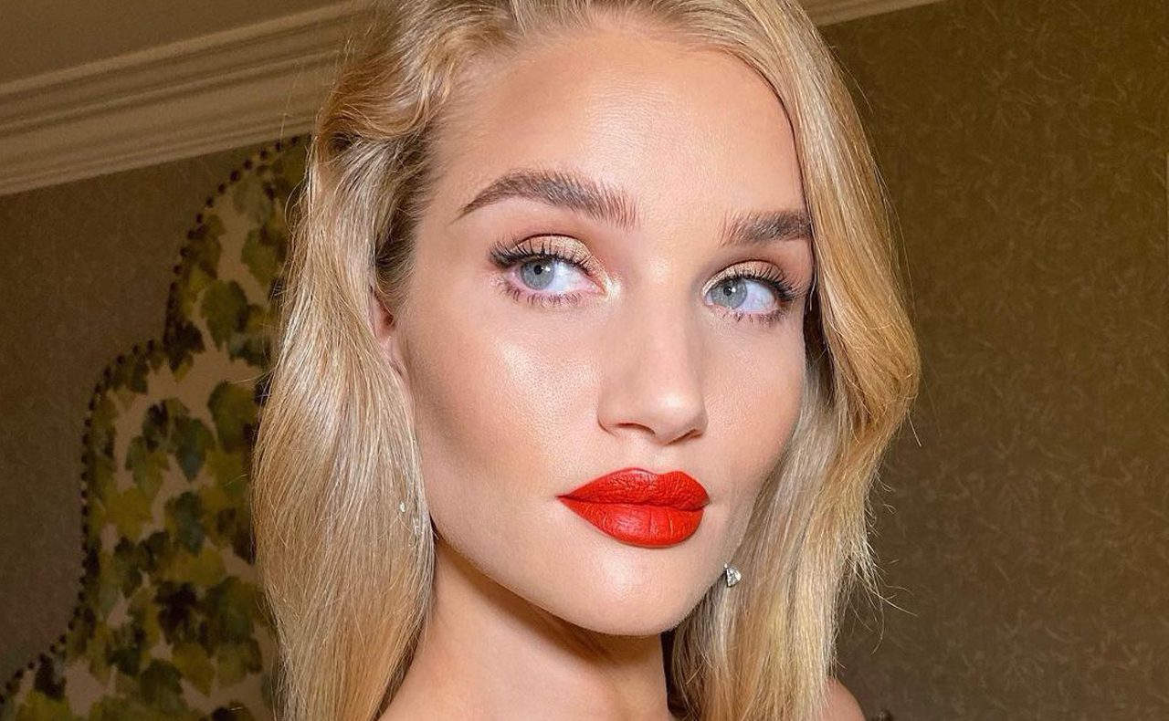 Makeup With Red Lipstick