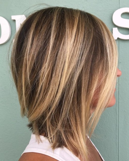 women's medium layered haircut