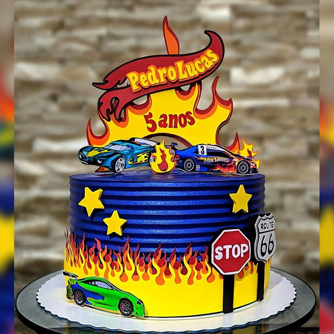 bolo-decorado-hot-wheels