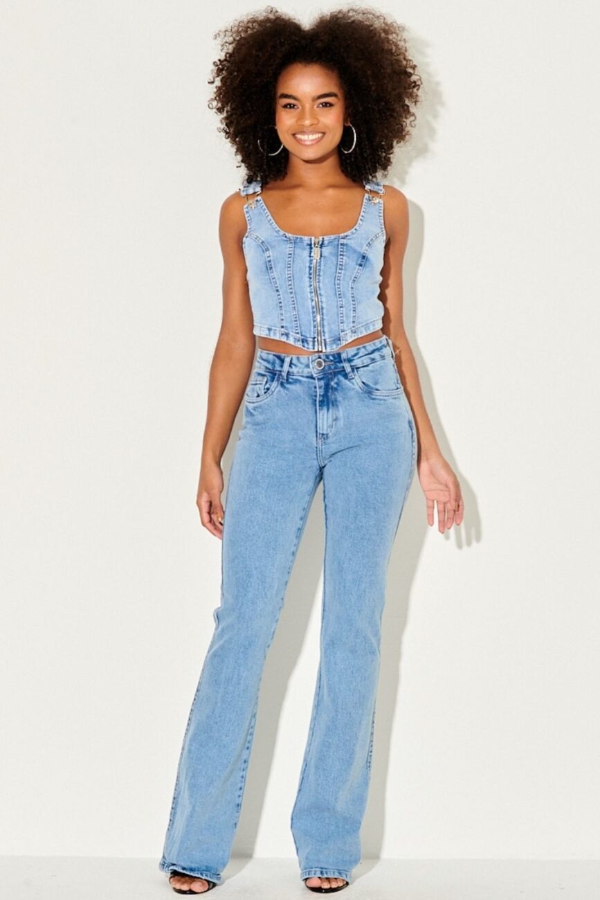 calça flare jeans