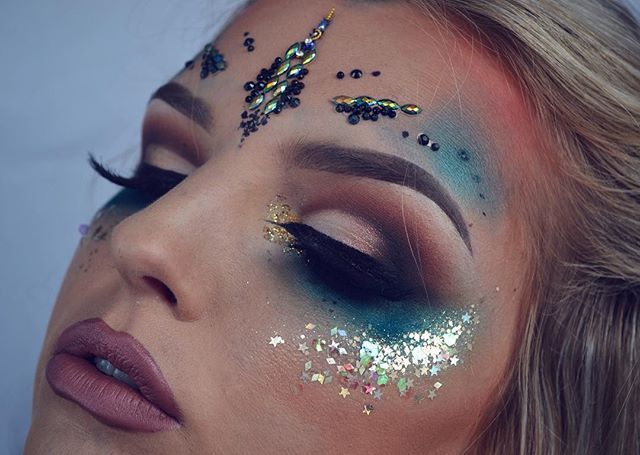 Makeup With Glitter