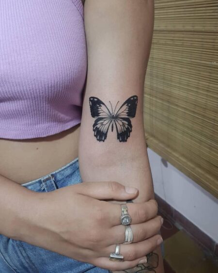 tatuagem-feminina-borboleta-no-braco