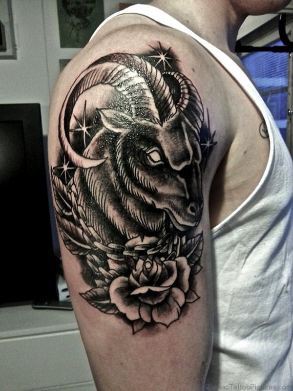 tattoo on shoulder