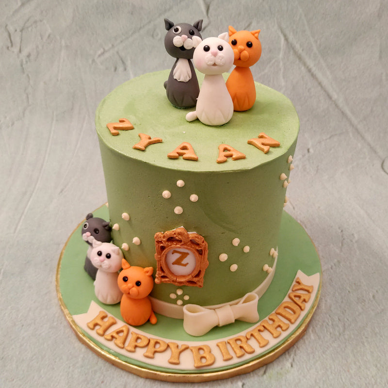 Decorated Cake Kittens