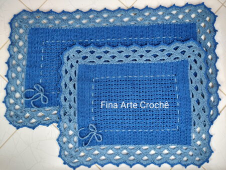 tapete-de-croche-azul